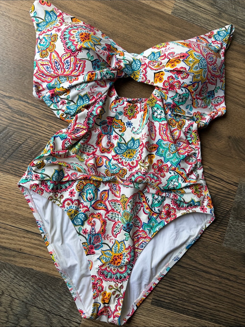 La Blanca Keyhole Island Goddess One Piece Swimsuit 12